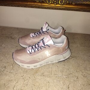On Cloud Nova Running Women's Pink Running Shoes